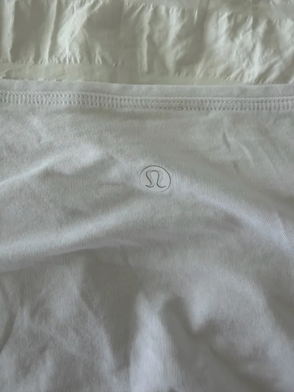 Lululemon Back In Action Shirt - Image 4