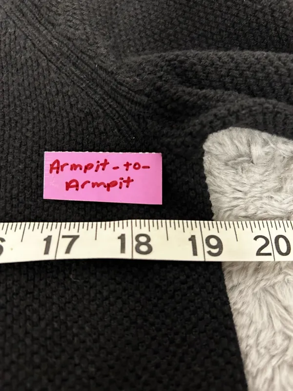GAP Women's Black Textured Waffle Knit Round Neck Sweater - Image 5