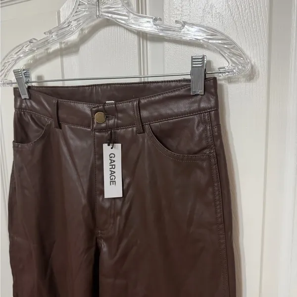 NWT GARAGE‎ Faux Leather Straight Leg Pants armadillo brown size small - Image 4