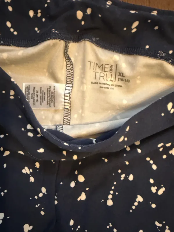 Time and Tru paint splash leggings size XL - Image 2