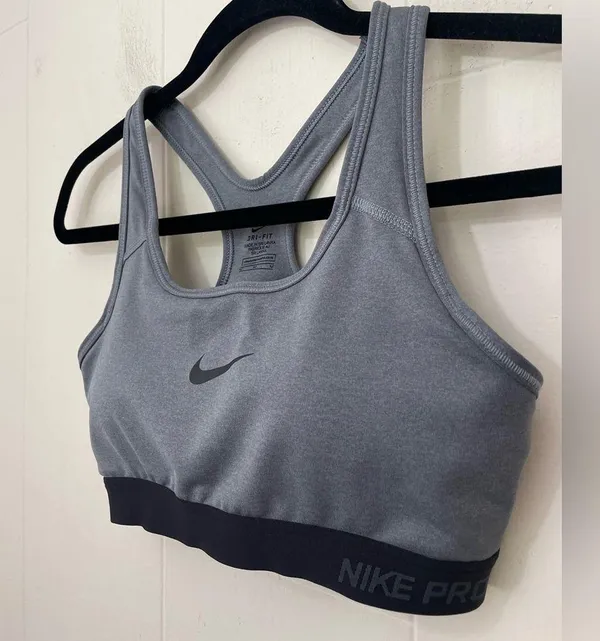 Nike Dri Fit Sports Bra Removable Pads Grey Black Swoosh Racerback ~ Size M - Image 4
