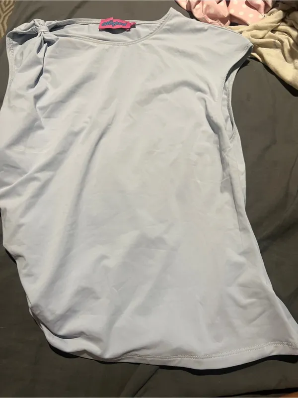Edikted medium blue top - Image 2