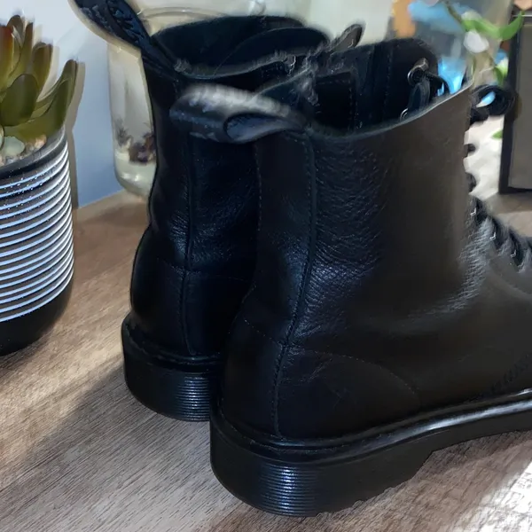Dr. Martens 1460 Women’s Black Chukka Combat Boots Size 5 - Image 3