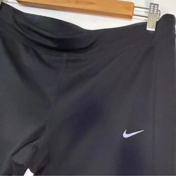 Nike Black Dri Fit Athletic Pants with Small Silver Swoosh, Size XL - Image 6