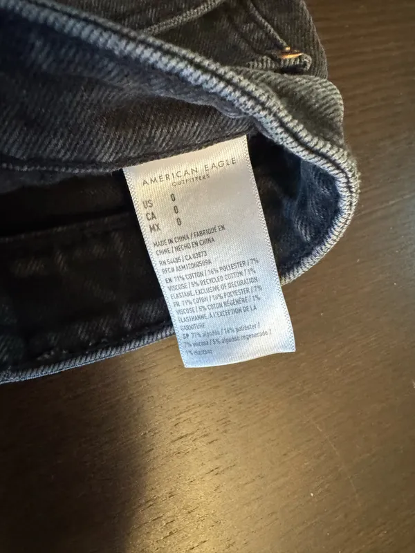 American Eagle Shorts - Image 3