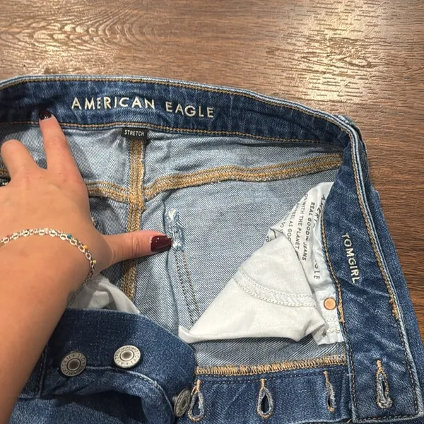 American Eagle jeans - Image 4