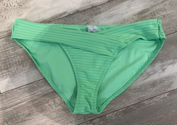 Gorgeous Mint Green Juniors Bikini 👙 Size XL - Image 5