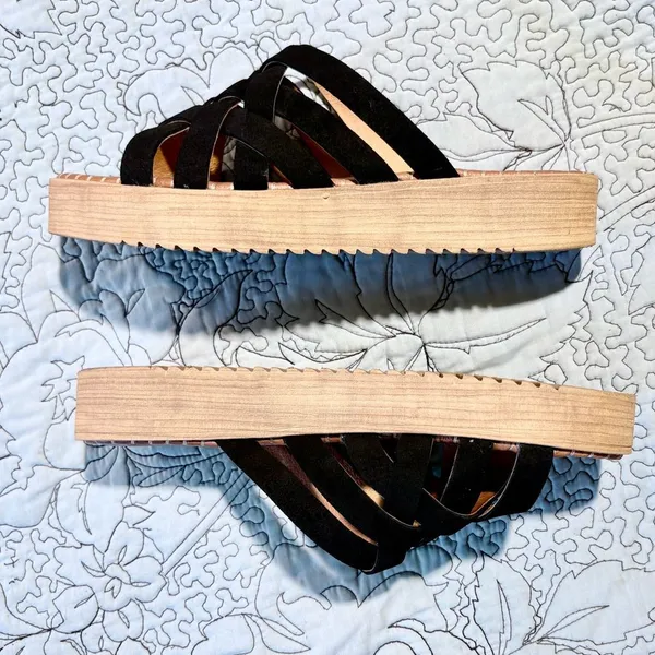 Musse & Cloud Black Suede Crisscross Platform Slide Sandals Sz 41 US 10 🧡 - Image 5