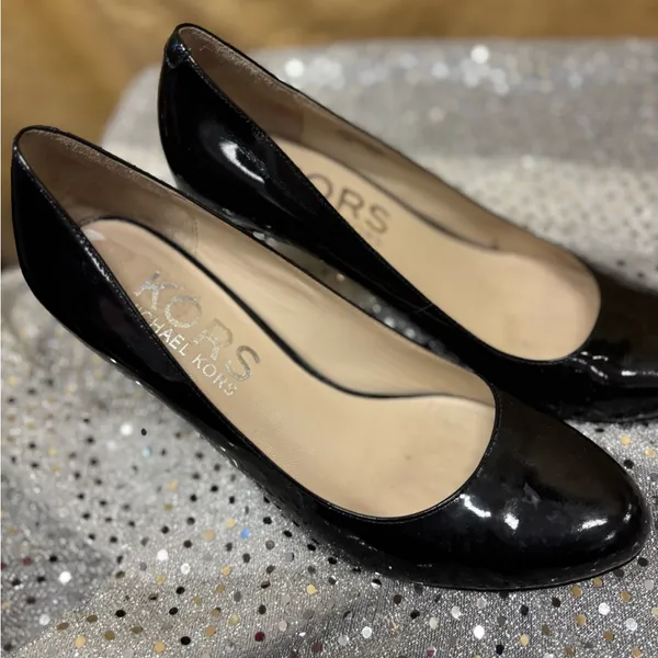 Michael‎ Kors Black Patent Leather Flats - Image 7