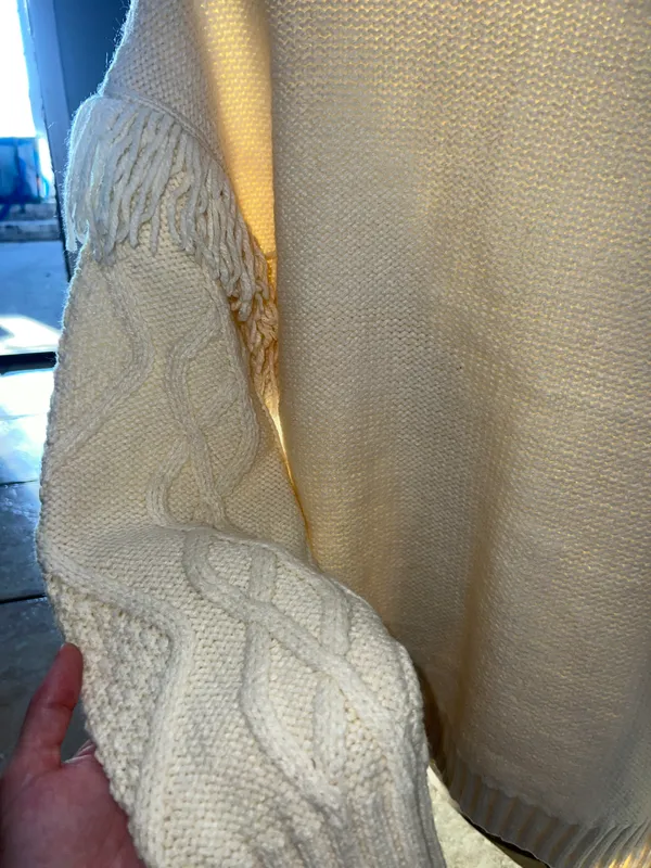 American Eagle Sweater - Image 5