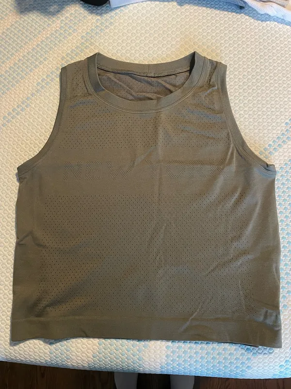 Lululemon New York Tank Top - Image 3