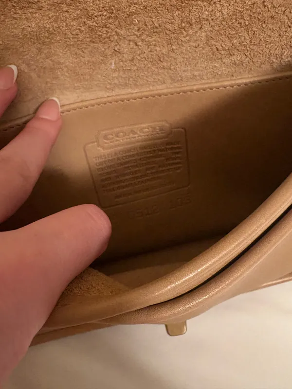 Vintage Coach Leather Bag - Image 6