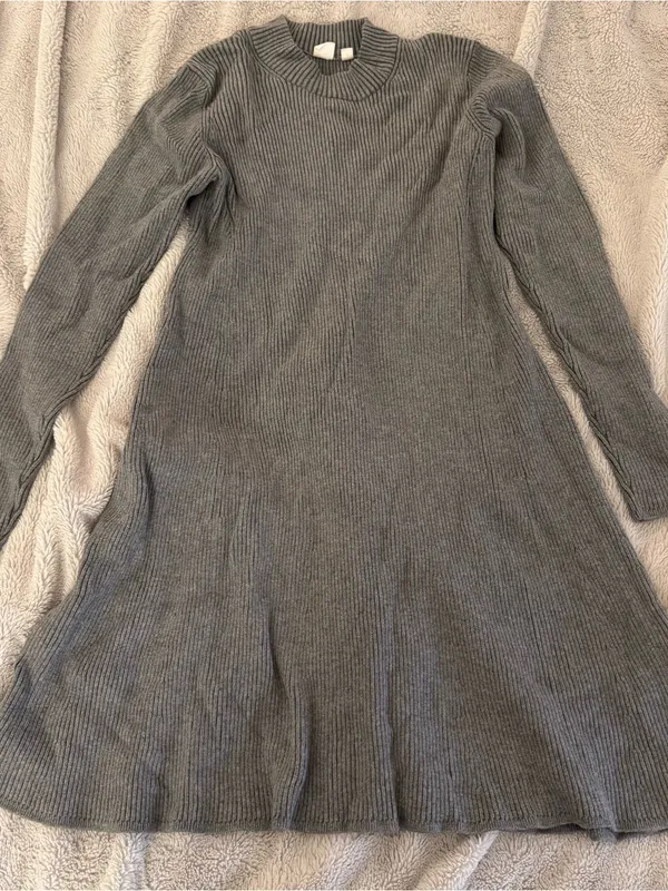 GAP Ribbed A Line Ribbed Dress - Image 2
