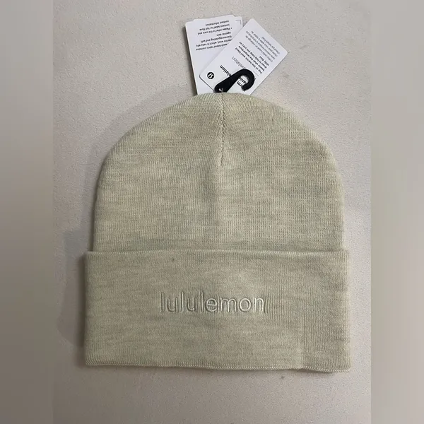 Lululemon NWT Warm Revelation Beanie Merino Wool Blend Heathered Bone Color - Image 5