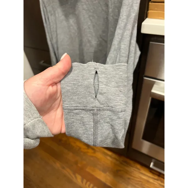lululemon pullover Light gray‎ size 8 Cowl Neck - Image 4