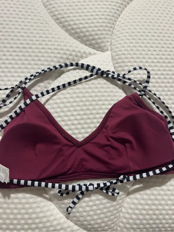 Cupshe Ribbed Burgundy Bikini with Black-and-White Strappy Accents - Image 5