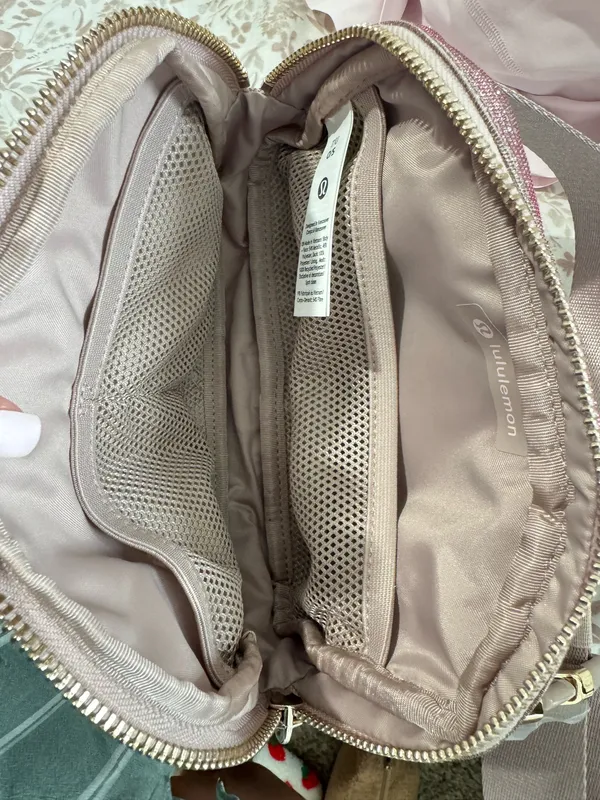 Lululemon Bag Belt - Image 3