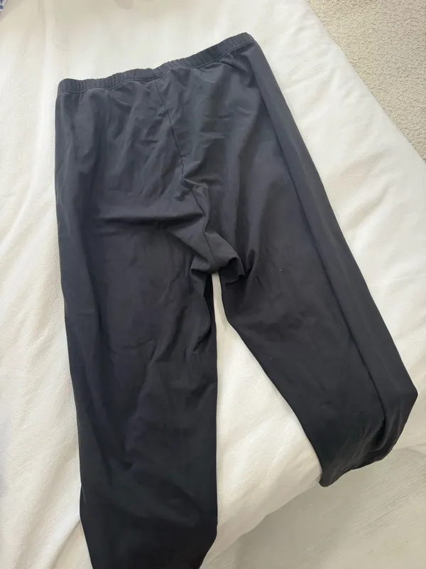 SKIMS Leggings Black - Image 5