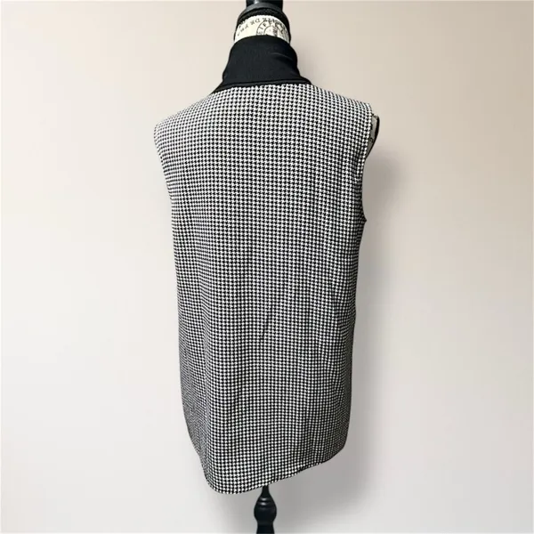 Club Monaco M Black White Houndstooth Sleeveless Mock Neck Retro Y2K Top‎ - Image 4