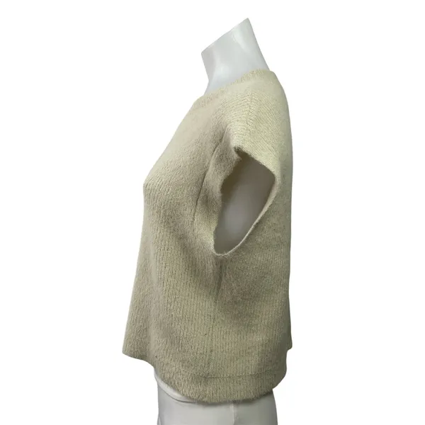 Zara Women's Beige Cream Eyelash Knit Cap Sleeve Crew Neck Sweater Top Size M - Image 2