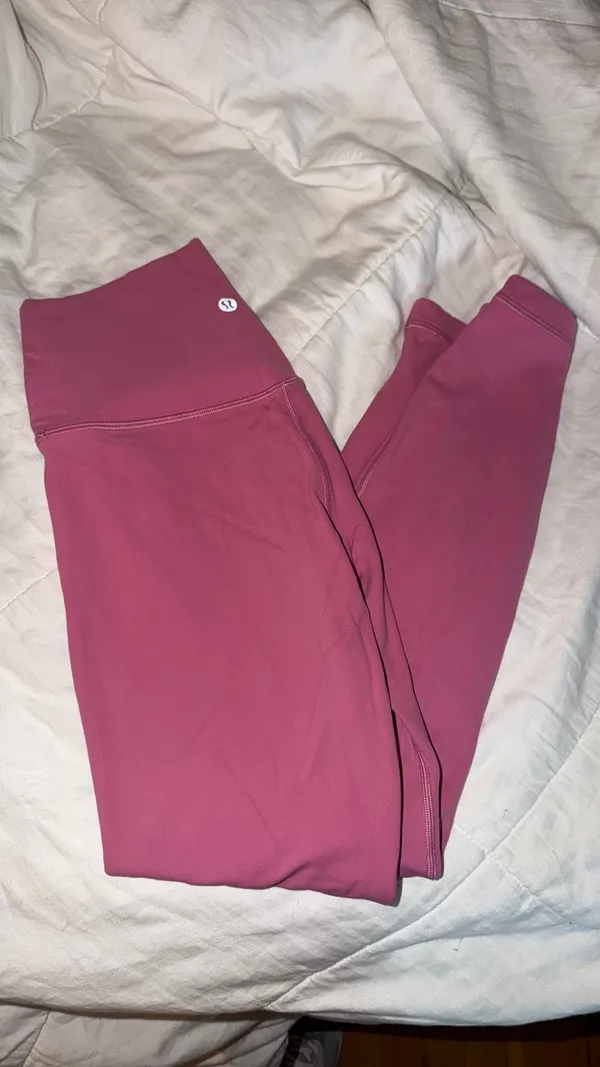 Pink Lululemon Leggings Align 25’’ - Image 3