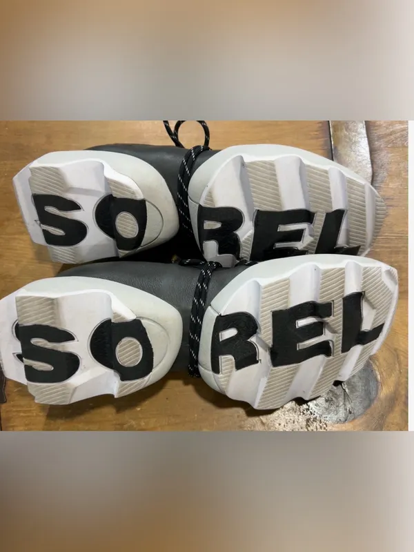 Sorel Kinetic Women’s 9.5 Black White Lace-Up Sneakers Athletic Shoes - Image 2