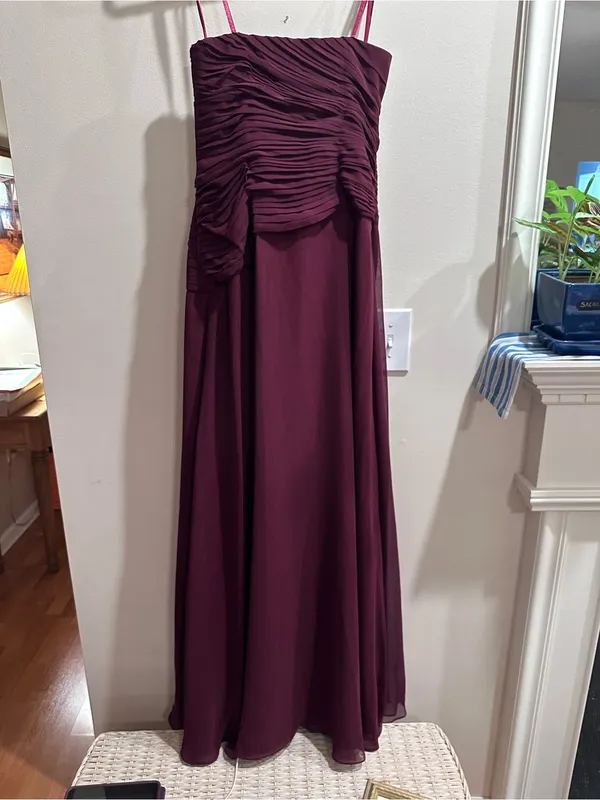 Aspeed Strapless Burgundy Evening Gown with Floral Applique - Image 3