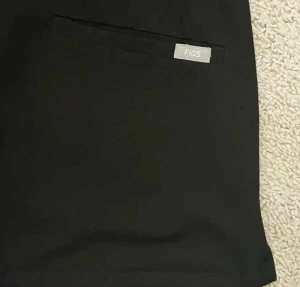 Fig Casma 3 Pocket Scrub Top - Image 5
