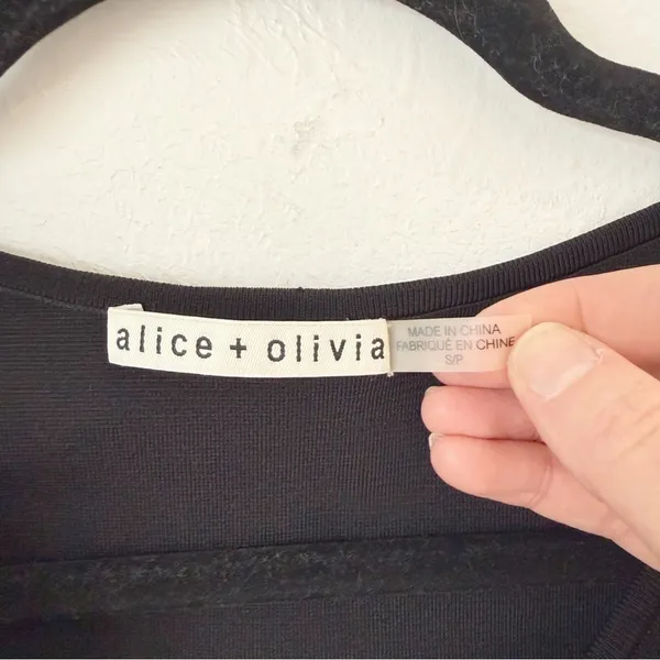 Alice + Olivia Sharee Crop Top Tie Front Black Sz S - Image 4