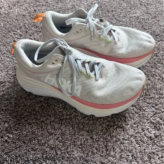 Hoka One One Gaviota 5 running shoes vanilla eggnog color - Image 3