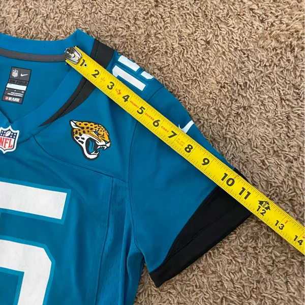 Nike NFL Minshew II Jacksonville Jaguars Womens Jersey size Small - Image 7