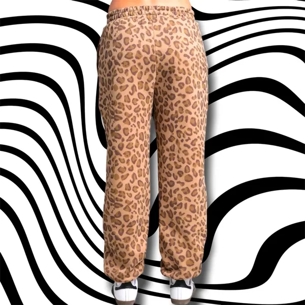 •NEW• CMFRT Womens minimalist Straight leopard sweatpants • Size XL - Image 3