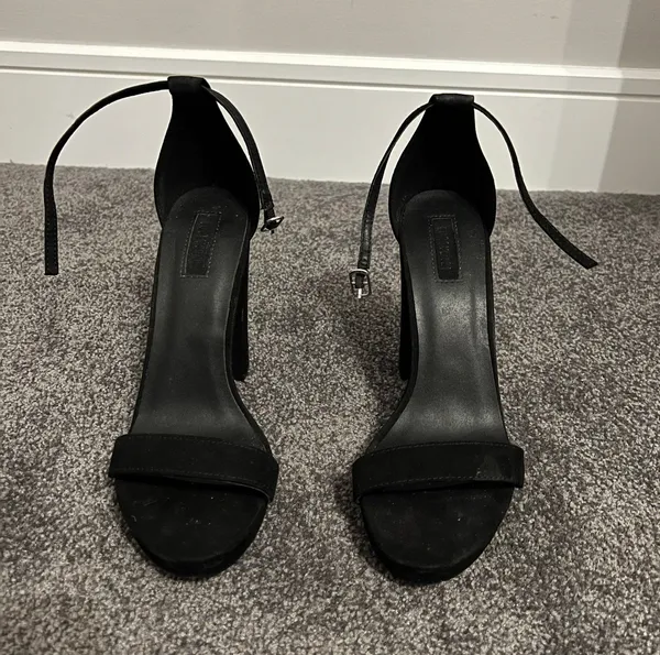 Forever 21 Suede Block Heels - Image 3