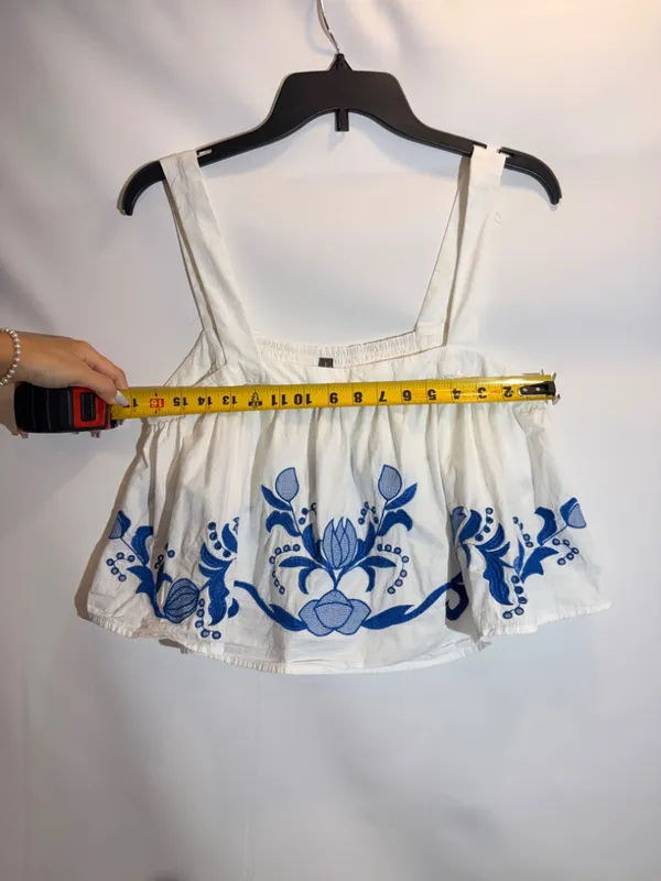 Anthropologie White Cotton Cutwork Embroidered Cropped Scoop Neck Top Size S - Image 4