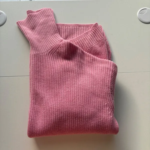 J. Crew Pink Ribbed relaxed turtleneck‎ sweater Cotton Cashmere Blend Size S - Image 2