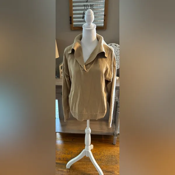 Gap Wide Collar Sweater - Image 2