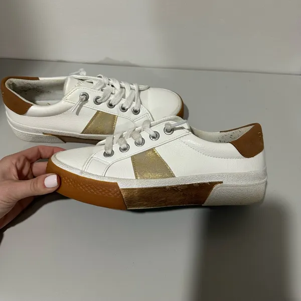 White Leather Sneakers with Gold Accent and Tan Trim - Image 2