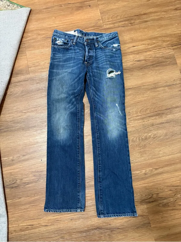 Abercrombie Remsen Low Rise Slim Straight Jeans Women’s Size 14 Distressed - Image 3