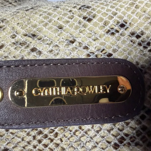 Cynthia Rowley Snakeskin Shoulder Bag Genuine Leather Gold‎ Hardware Mob wife - Image 9