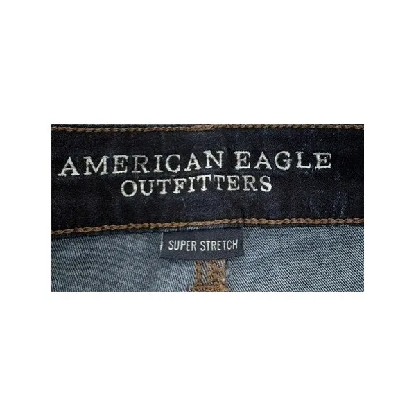 American Eagle Super‎ Stretch Dark Wash Frayed Raw Hem Denim Shorts Womens 6 - Image 5