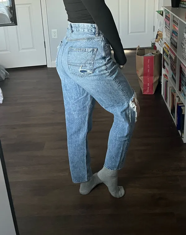 American Eagle Jeans Curvy Mom jeans  - Image 3