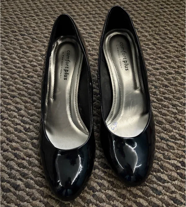 Heels Black Size 10 - Image 2