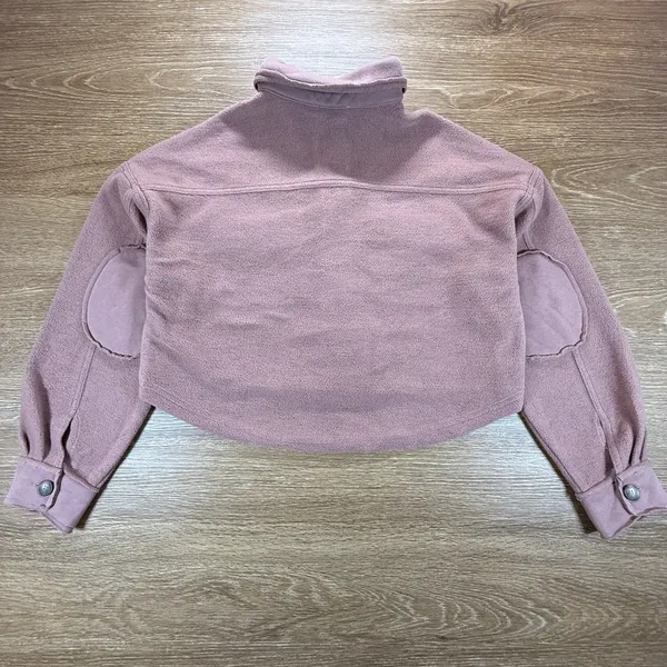 Altar'd State Women's Cropped Mauve Fleece Shacket XS Button Front - Image 9