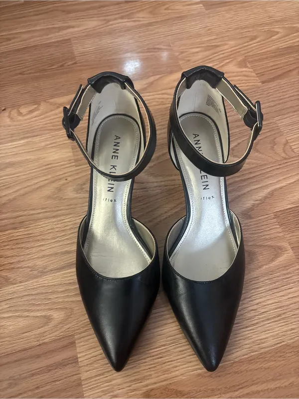 Anne Klein Black Pointed-Toe Ankle-Strap Kitten Heels Size 9M - Image 5