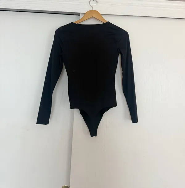Abercrombie Black Long Sleeve Bodysuit - Image 2