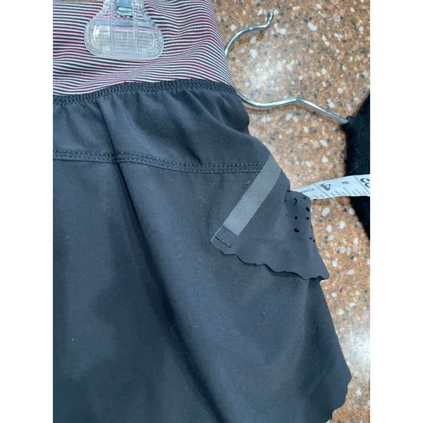 Lululemon Run A Marathon skirt size 4 - Image 5