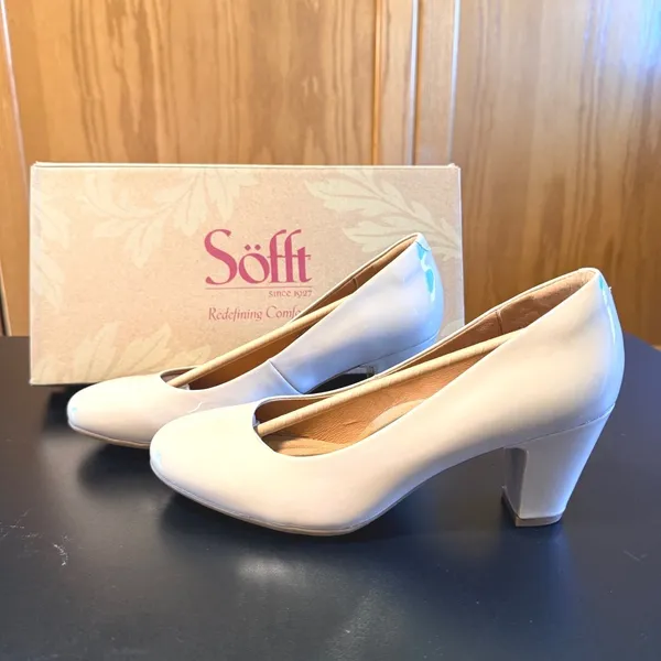 Sofft Lana Latte Patent Leather Pumps Womens 8M Cream Block Heel Dress Shoes - Image 3