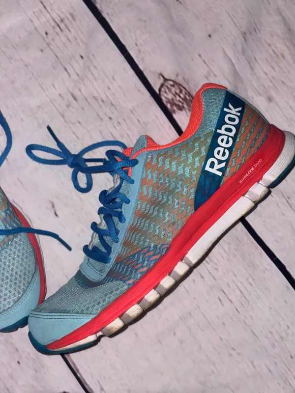 Women’s Reebok sublite blue and pink tennis shoes 7 - Image 4