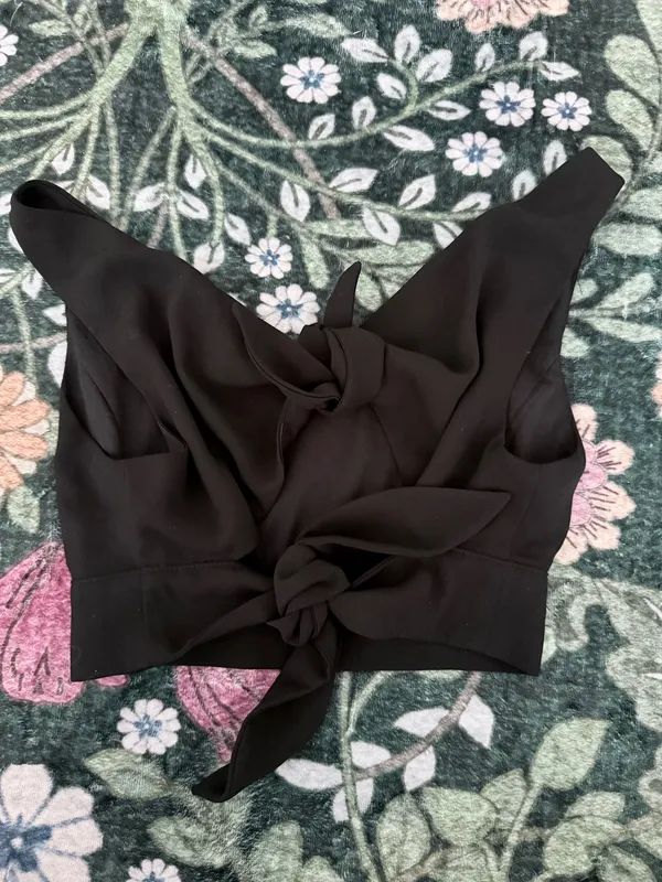 rag & bone Black Knot-back Crop Top - Image 2