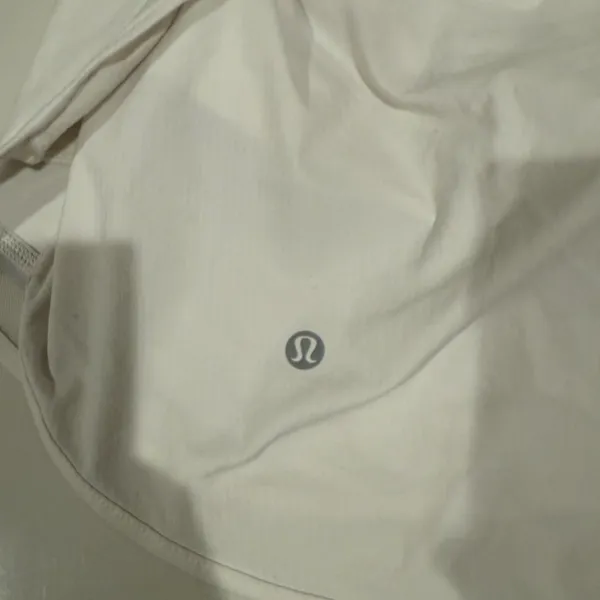 Lululemon Hotty Hot HR High-Rise Athletic Skirt Skort *Long White Size 2 - Image 9